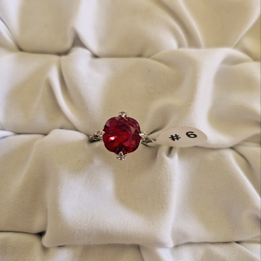 Fragrant Jewels Moulin Rouge Ring